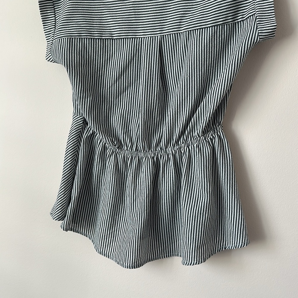 Gray and White Peplum Top - Picture 5 of 6